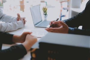 Ventajas y desventajas de la domiciliación de pagos recurrentes para empresas